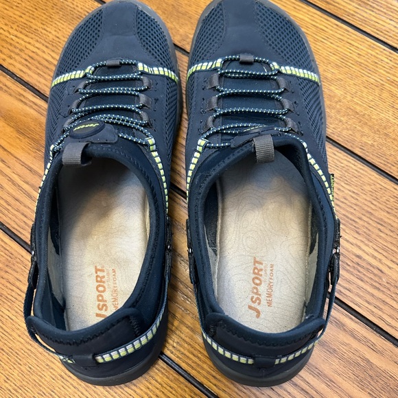 Black and Green JSPORT Sneakers - Picture 2 of 6